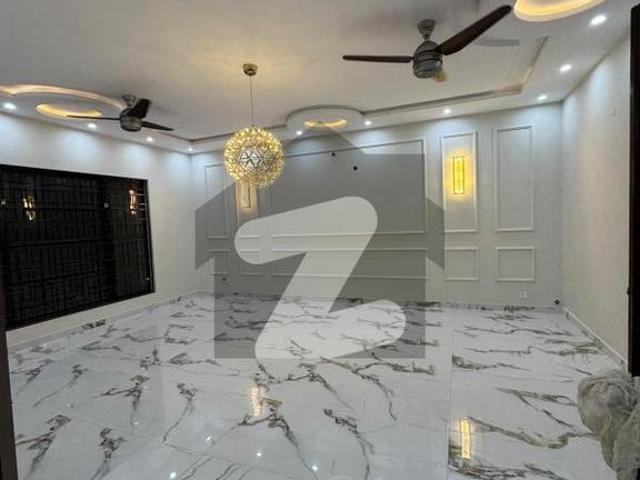 7 Marla Double Unit House Available For Rent In Abubaker Block Gas Installed Bahria Town Phase 8
