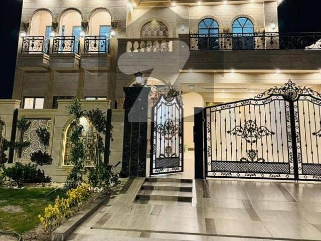 1 Kanal Brand New Double Storey Luxurious House Available For Rent