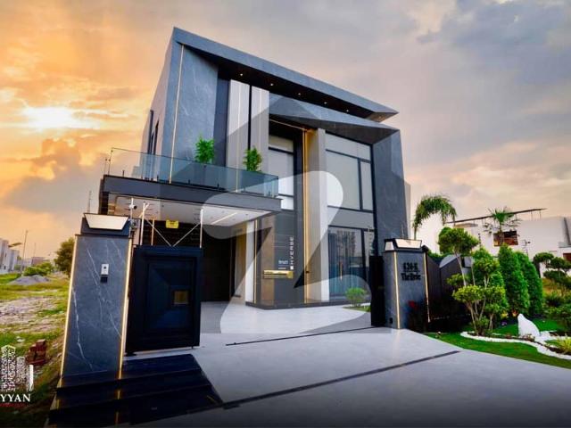 1 kanal brand new eye catching ultra modern bungalow for sale near to raya in low price