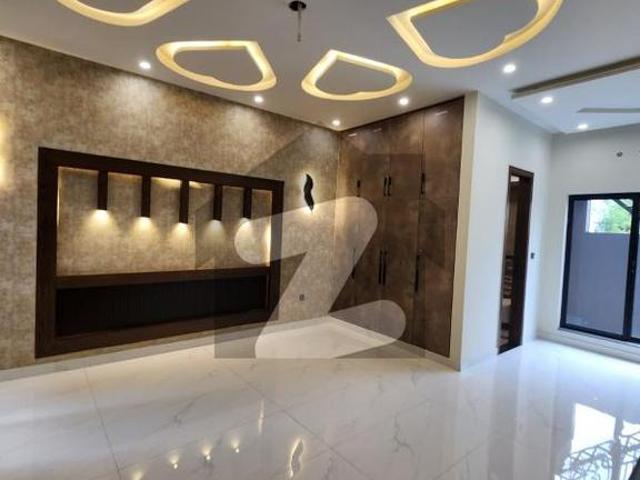 1 Kanal Brand New First Entry Ultra Modern Style Luxury Stylish House Available For Sale In Wapda Town Phase 1 Lahore By Fast Property Services With Original Pics Wapda Town