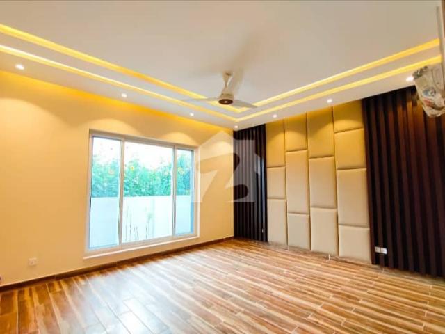 1 Kanal Brand New Full House For Rent