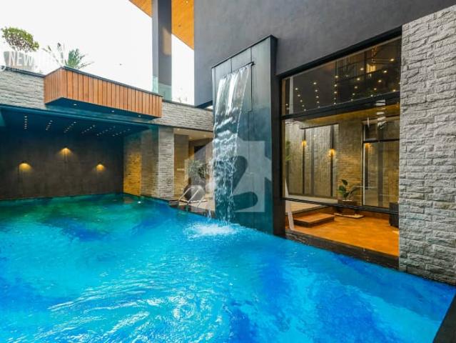 1 Kanal Brand New Fully Furnished With Pool A Plus Construction Modern Design Bungalow For Sale In DHA Phase 6 Lahore Owner Needy
