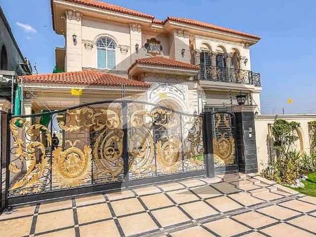 1 kanal brand new fully spanish designed bungalow with basement for sale top location in dha phase 8