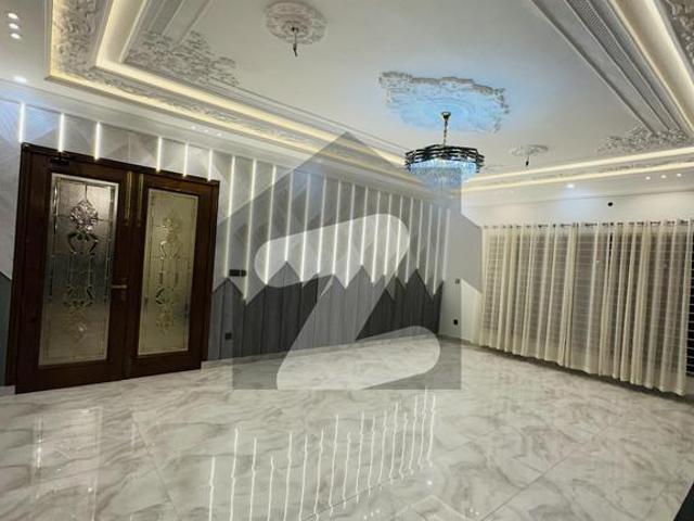 1 Kanal Brand New House Close To Masjid & Main Boulevard Available For Sale In DHA Multan Sector H DHA Phase 1 Sector H