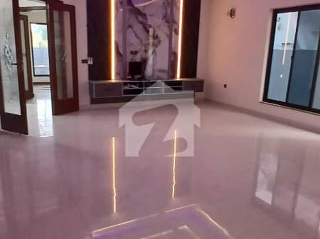 1 Kanal Brand New House For Rent Good Location All Facilities Available