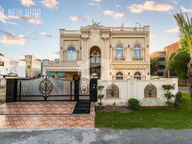 1 kanal brand new lavish victorian design house for sale at hot location