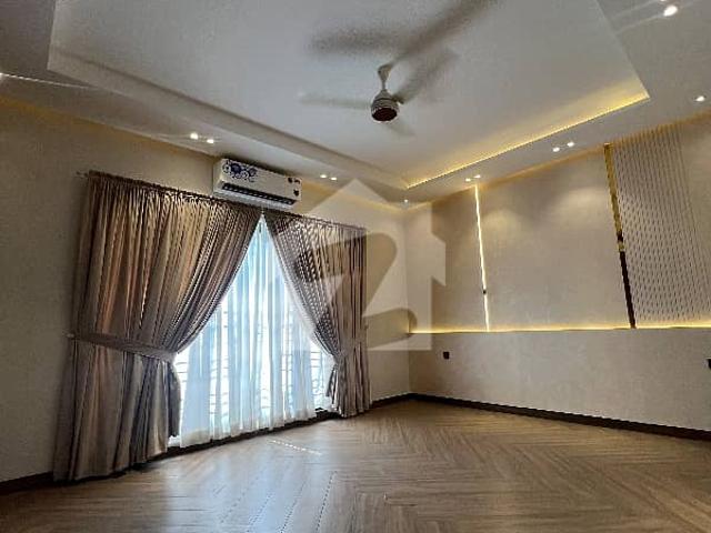 1 Kanal Brand New Luxury House Semi Furnished For Rent In Sector E, Bahria Town Lahore