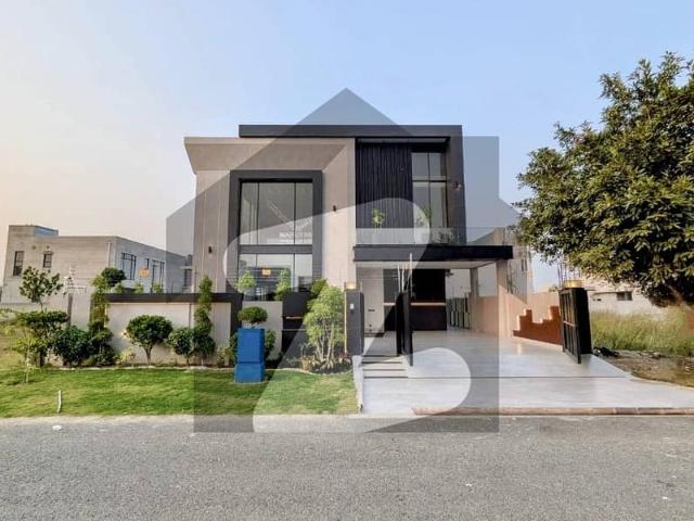 1 Kanal Brand New Luxury Ultra Modern Mohsin Ali Design House For Sale In DHA Ph 7 Near By Carrefour And Park And McDonald