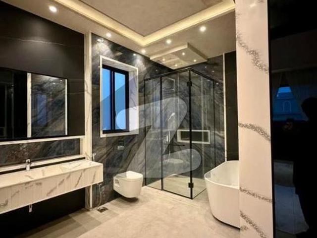 1 kanal brand new luxry house for rent near to deffence raya hot laction in dha phase 6