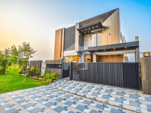 1 Kanal Brand New Modern Bungalow For Sale In DHA Phase 7!