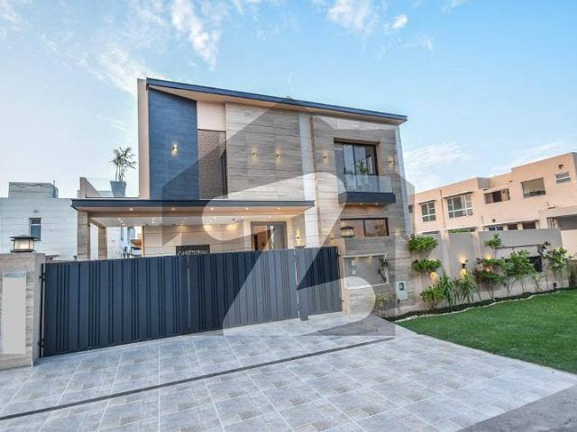 1 Kanal Brand New Modern Design Luxury Bungalow For Rent Facing Sports Complex