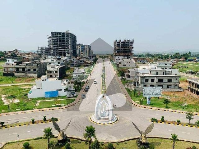 1 Kanal Category Plot On 180 Ft Main Boulevard Faisal Town Phase 2 Overseas Block All Dues Clear Only 70 Lakh