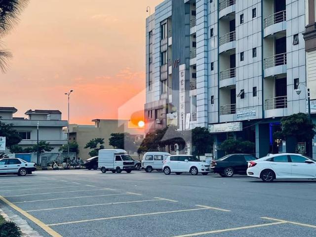 1 kanal commercial corner plot available for sale