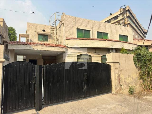1 Kanal Commercial Use House Available For Rent At Gulberg