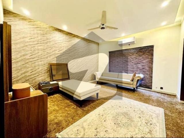 1 Kanal Contemporary Luxury Villa With Wooden Facade & Premium Finishes DHA Defence Phase 2