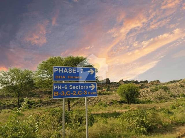 1 Kanal Corner Crown Jewel Of Rashid Minhas: 1 Kanal Corner Plot On 1200 Ft Wide Road Sector B 3