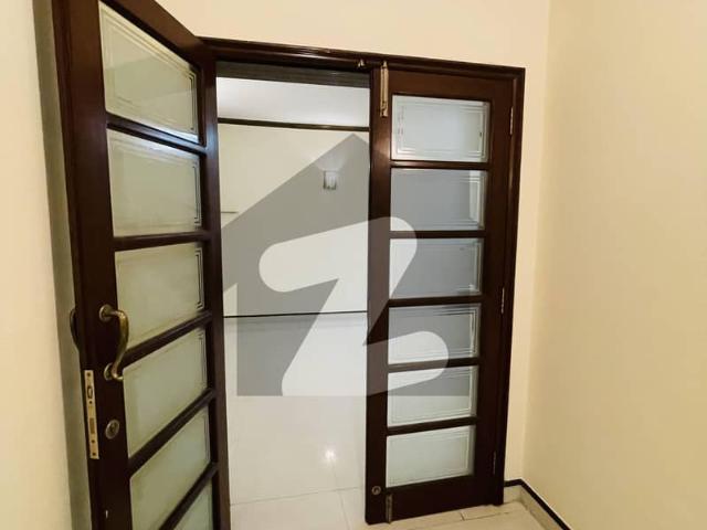 1 Kanal Corner Full Besment House For Sale DP Pole Clear Prime Location Dha Phase 3
