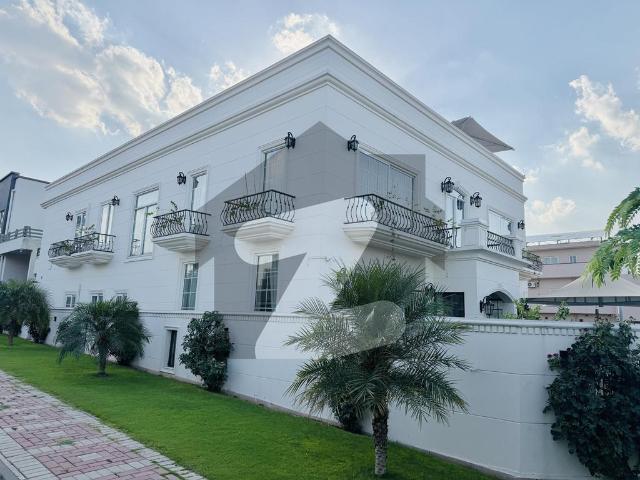 1 Kanal Corner Fully Furnished Spainish House Top City 1