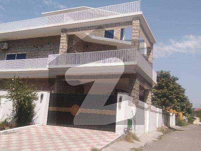 1 Kanal Corner House Available For Rent In I 8 Islamabad