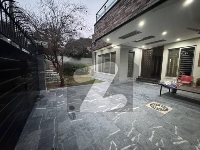 1 Kanal Corner Owner Built Lavish House For Sale Johar Town Near LDA Office
