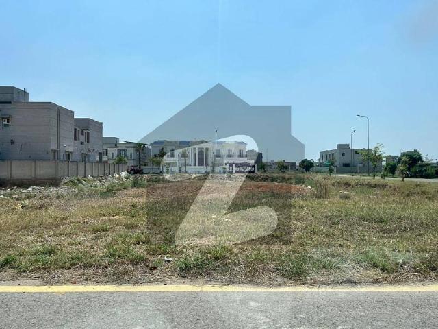 1 Kanal Hot Plot For Sale In DHA Phase 7 Block Y Plot No 754 Prime Location