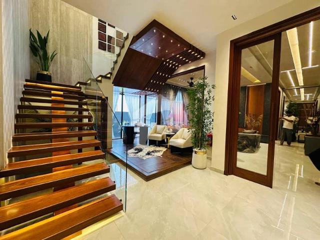 1 Kanal Designer Masterpiece Fully Furnished, Near Park & Amenities For Sale In DHA Lahore