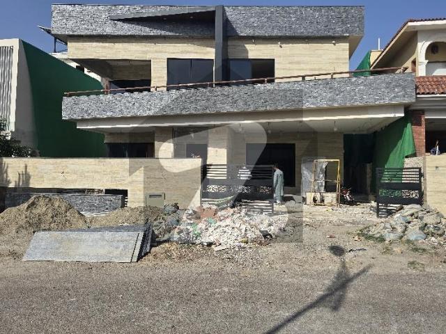 1 Kanal Designer House Near To Park In Sector C Bahria Enclave Sector C