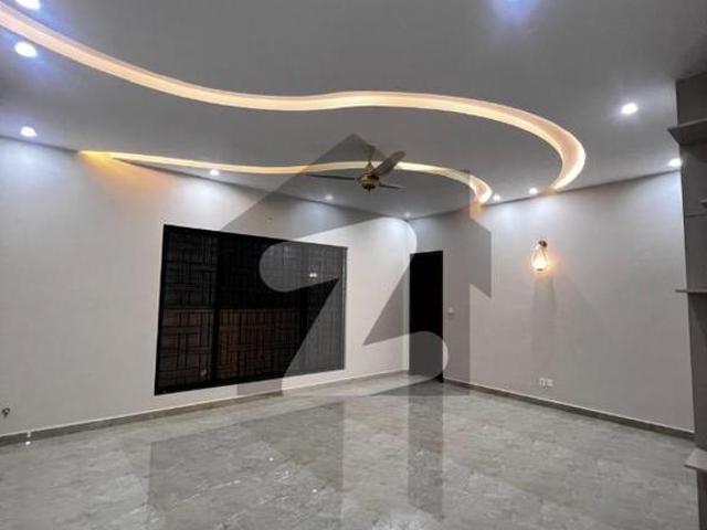 1 Kanal Designer House Available For Rent Bahria Town Phase 8