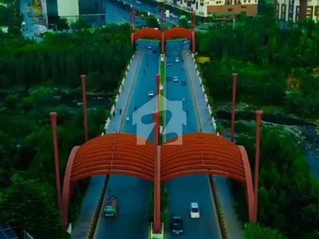 1 Kanal Designers House Available For Sale In Prime Location