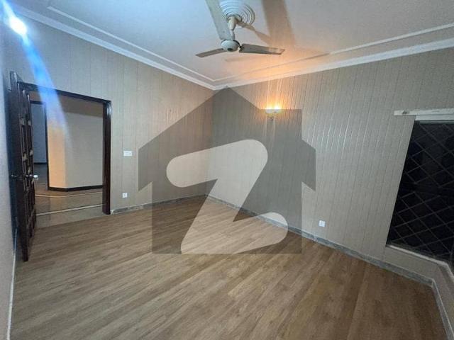 1 Kanal Double Unit House For Rent DHA Phase 3