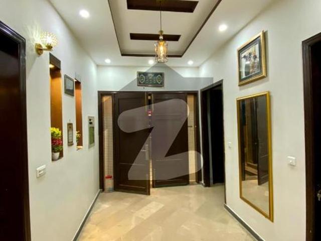 1 Kanal Double Storey House For Sale On Main Boulevard Block J Gulberg Residencia