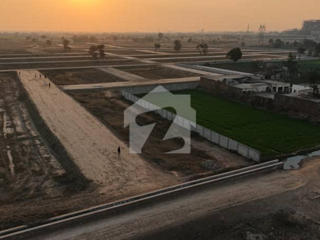 1 Kanal Executive Plot For Sale In Main Shekhupura Road Faisalabad Near Nayatel, Sitara Green City 300 Meter From Main Lahore Link Road