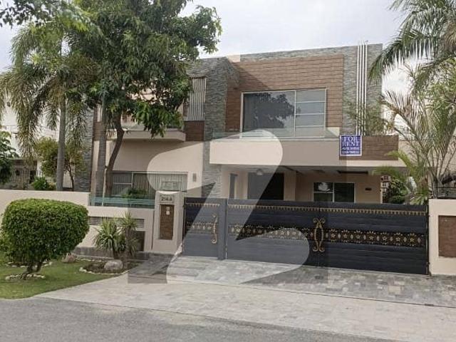 1 kanal elegant and fully maintained super hot located bungalow with basement is available in the best block of dha lahore