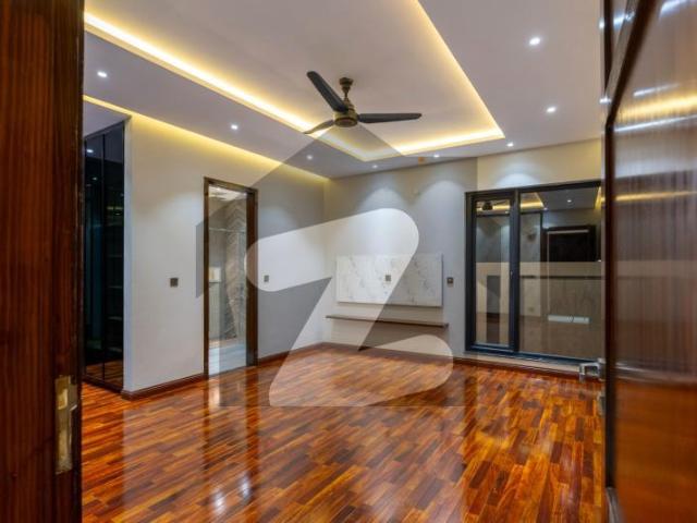 1 kanal elegant and fully maintained super hot located bungalow with servant quarters is available in the best block of dha lahore dha phase 7 block w