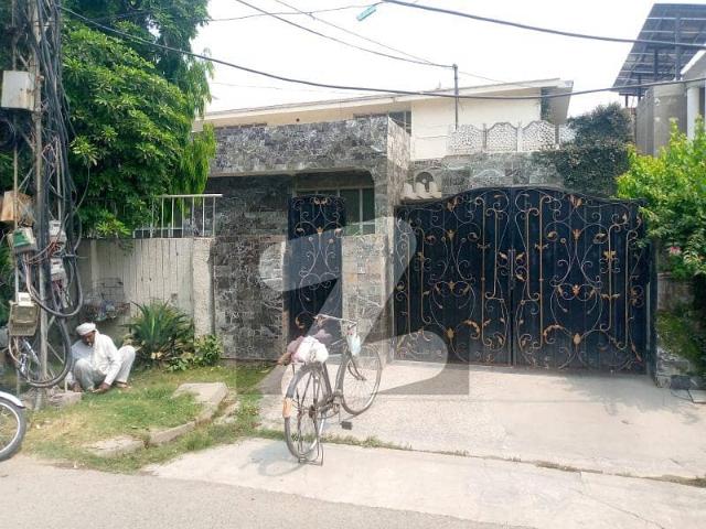 1 Kanal Elegant And Prime Location Super Hot Located Bungalow Is Available For Sale In The Best Block Of DHA Phase 1 Lahore Near Masjid Chowk & DHA Auditorium