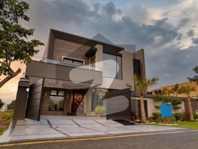 1 Kanal Elegant & Fully Maintained Bungalow for Sale in DHA Phase 7 W Block Lahore | Prime Location | Ideal Investment DHA Phase 7 Block W