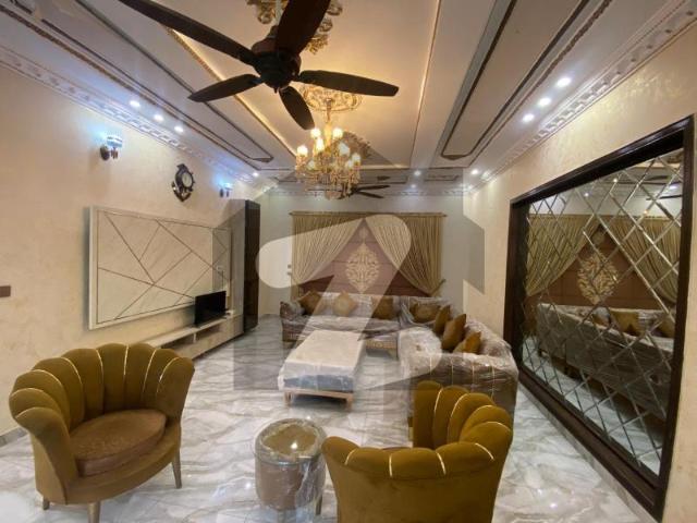 1 kanal fully maintained house for sale at dha phase 7 block t lahore. DHA Phase 7 Block T