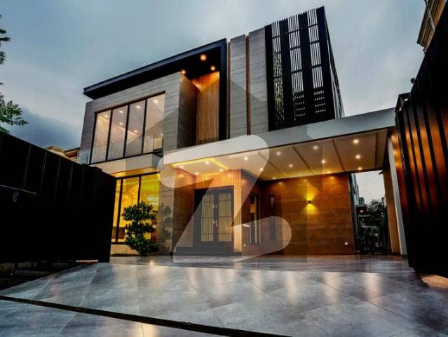 1 Kanal Fully Maintained Sightly Used Super Hot Located Bungalow Is Available For Rent In DHA Phase 6, Near to Park
