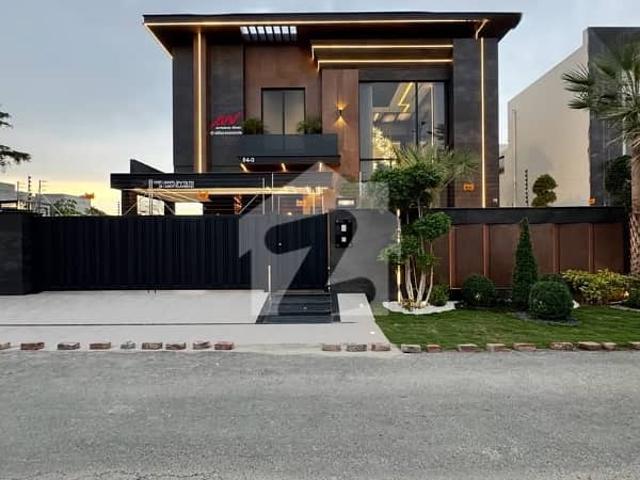 1 Kanal Fully Furnished Ultra Modern Bungalow Near DHA Raya Available For Sale In DHA Phase 6