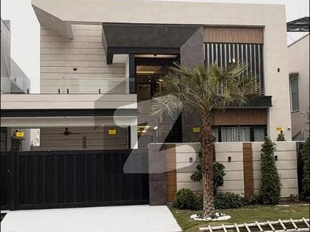1 Kanal Fully Furnished House For Sale In Ideal Location Near To Mall Grand Masjid