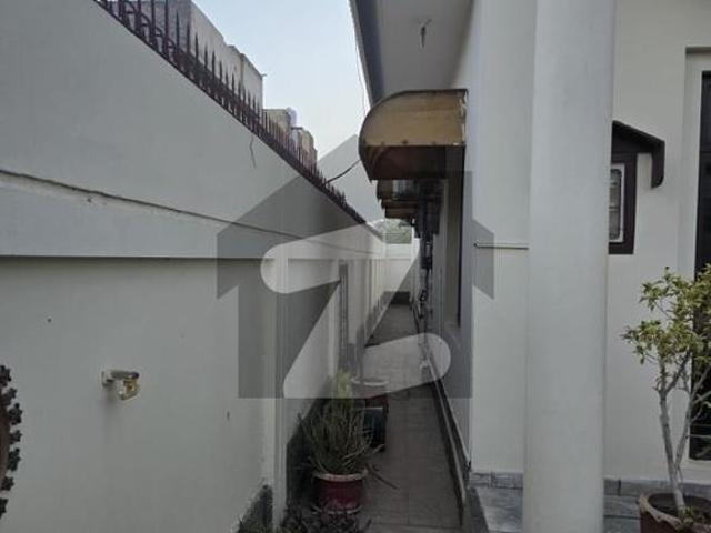 1 Kanal Fully Furnished House for Sale | Main Society Road Multan