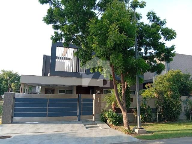 1 Kanal Fully Furnished Luxury House For Rent In DHA Phase 5 | Bedrooms | Prime Central Location