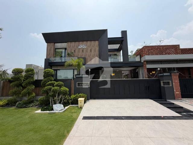 1 Kanal Full Furnished House at 100 Feet Road For Sale