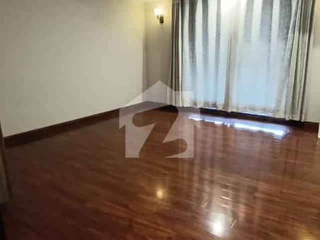1 Kanal Full House Available For Rent In Main Cantt