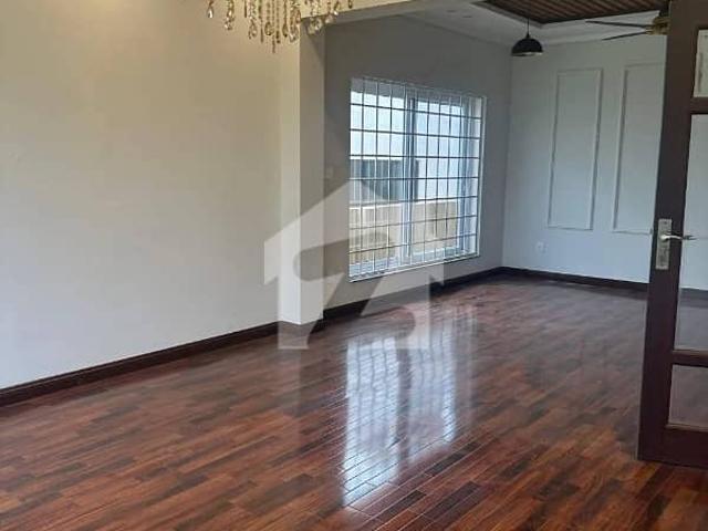 1 Kanal Full House Available For Rent In DHA Phase 1