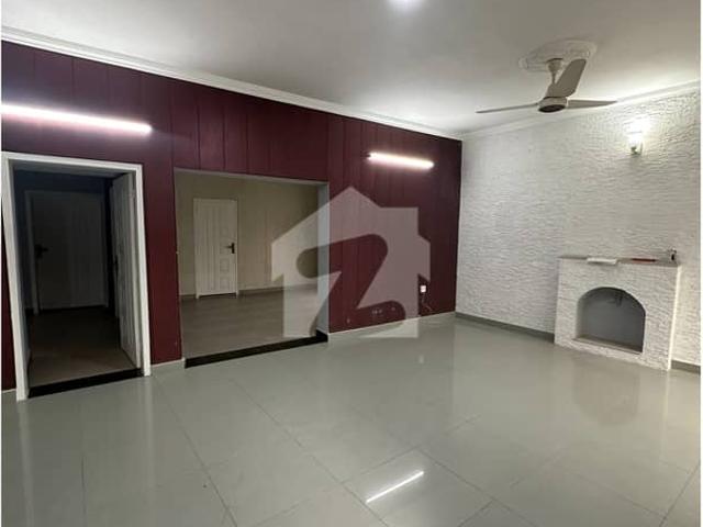 1 Kanal Full House Available For Rent In G 10