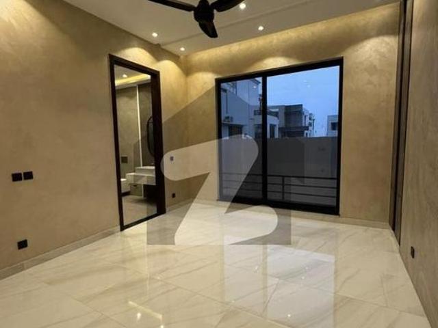 1 Kanal Full House Available For Sale DHA Phase 8 Ex Air Avenue