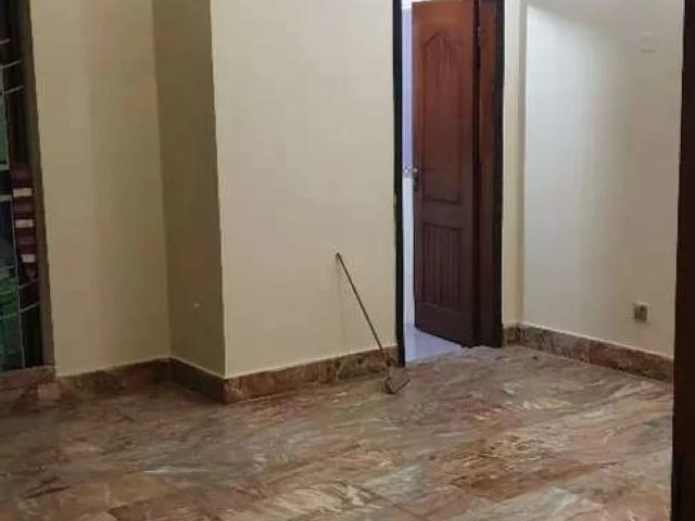 1 Kanal Full house gud condition with gas IN OVS. A block Sector, C Lahore Bahria Town ID 35138