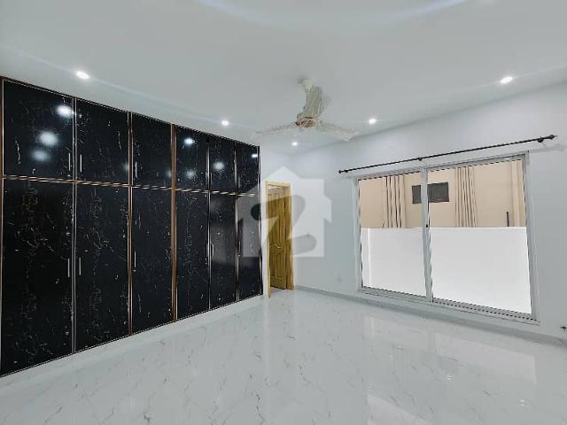 1 kanal full house for rent