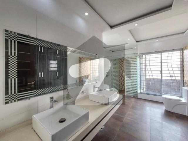 1 Kanal Full House For Rent In DHA Phase 4